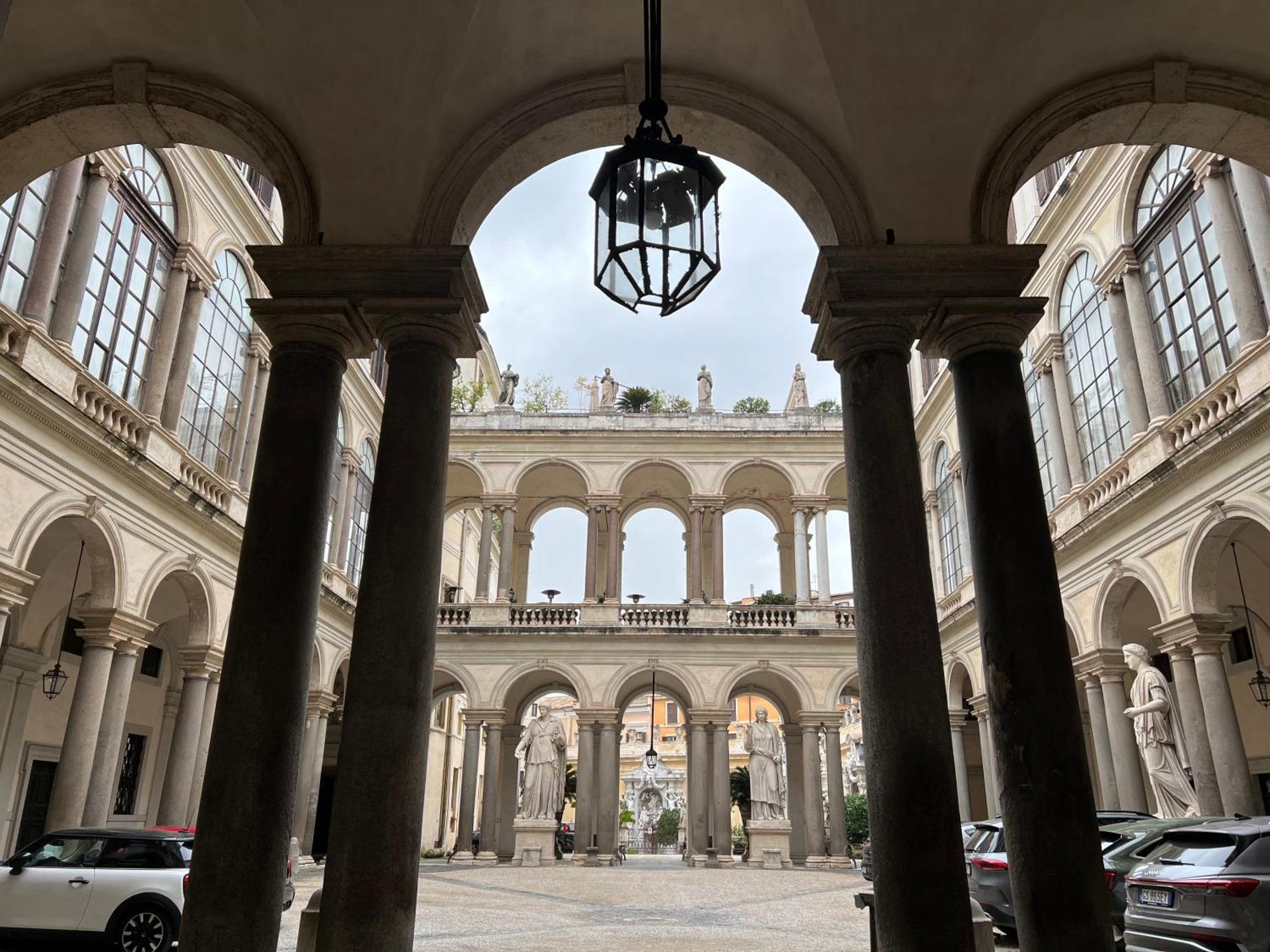Borghese Design *